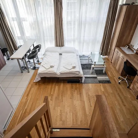 Eclipse Elegance Budapest