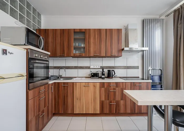 Eclipse Elegance Apartment